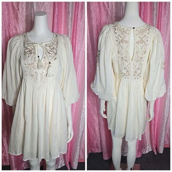 Anthropologie Dresses & Skirts - Anthropologie Mahalia Bohemian Floral Embroidered Cream Mini Dress Size Small